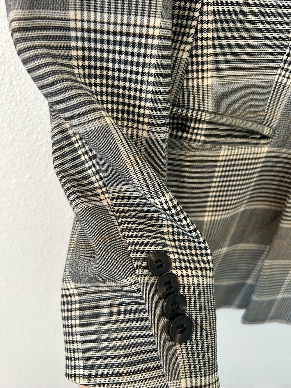 Classic Gray Plaid Double-Breasted Blazer - Picture 3 of 7